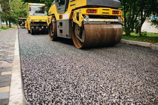 Best Driveway Paving Contractor  in Dodge City, KS